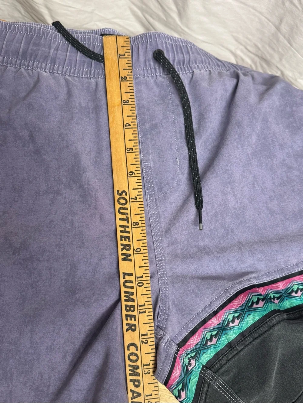 Billabong Burleigh Layback board-shorts Lavender Elastic Waisted shorts size S